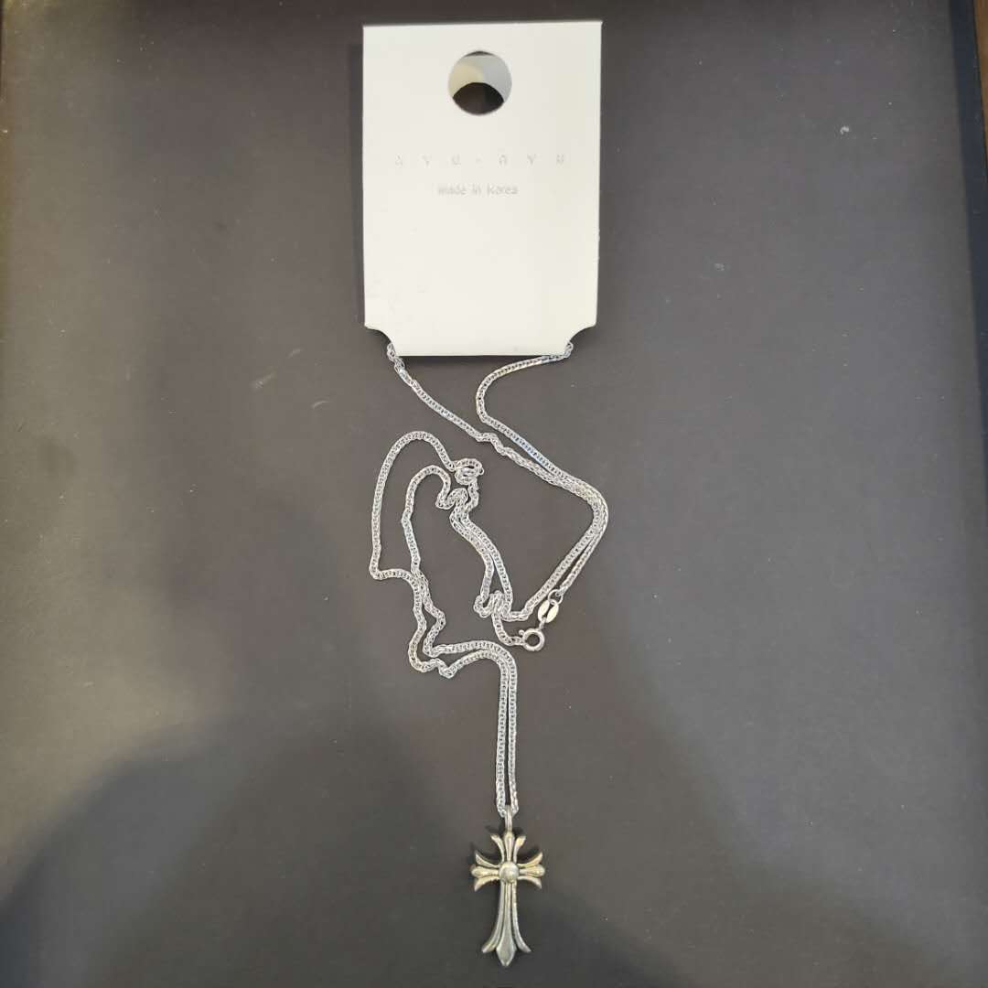A new versatile s925 sterling silver knight style necklace for both men and women, suitable for both Japan and South Korea Specification image