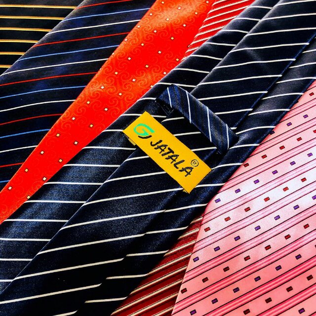 High-end men's formal ties, polyester ties, wide factory direct sales, ties in multiple colors and styles Specification image