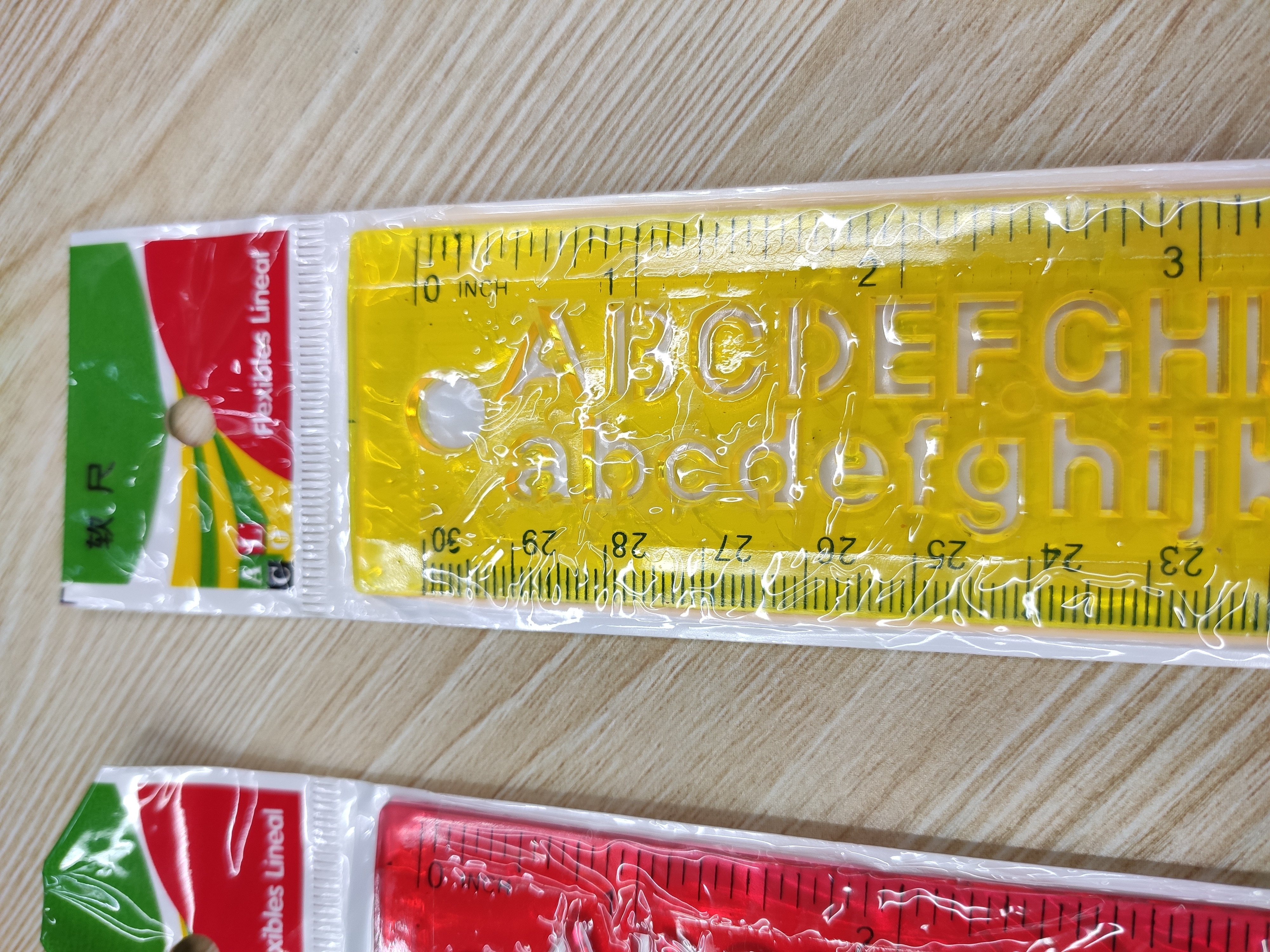 30cm flexible ruler, student stationery, cute colorful creative ruler, 30CM flexible ruler, flexible ruler, universal ruler details Picture
