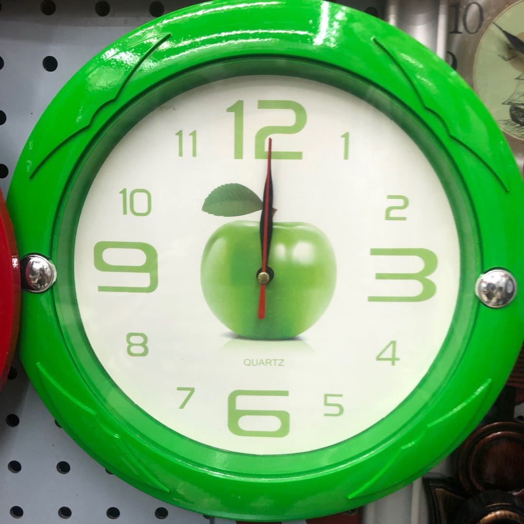 创意钟表客厅卧室现代简约可爱挂表静音大气挂墙家用