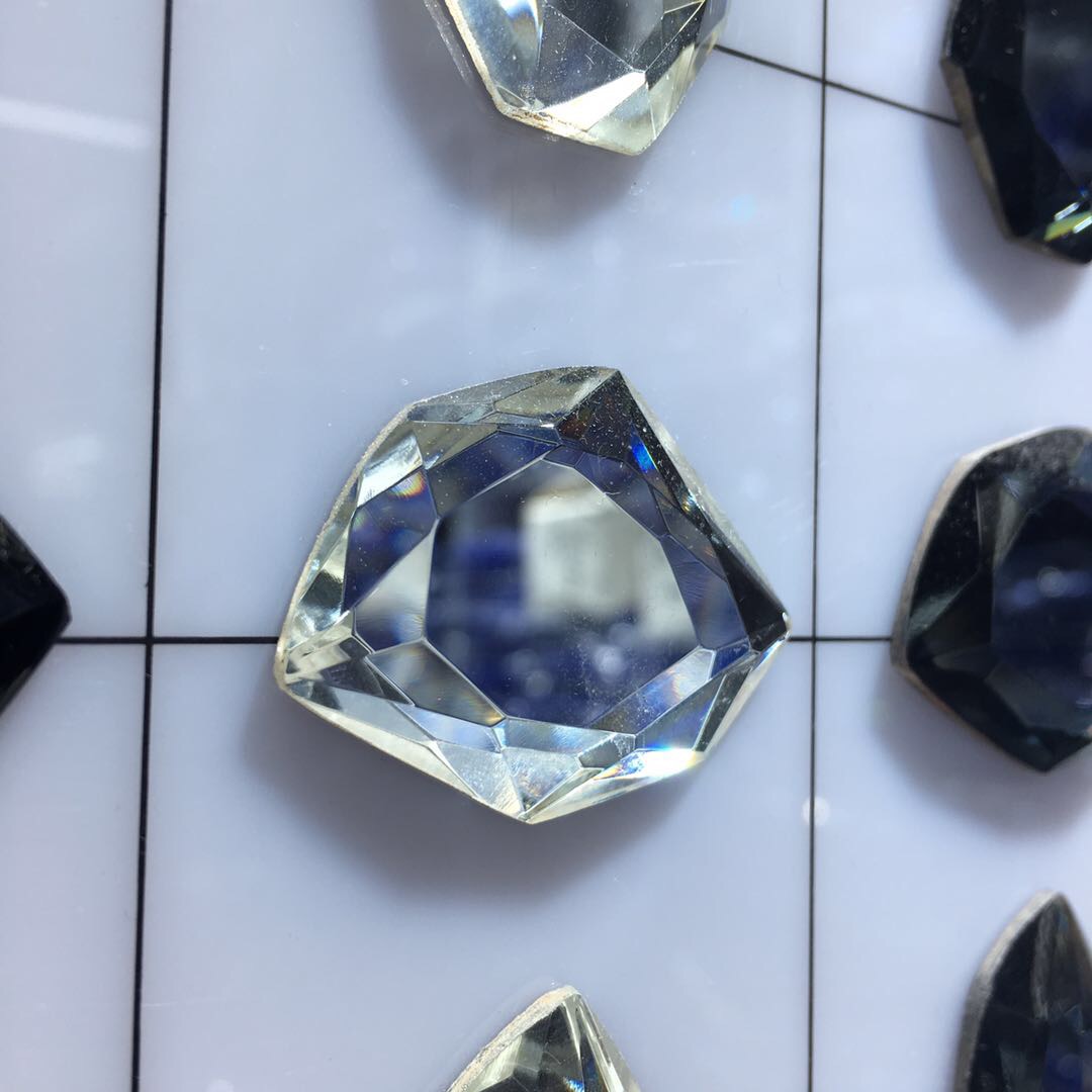 时尚透明不规则几何玻璃水晶配件厂家直销产品图