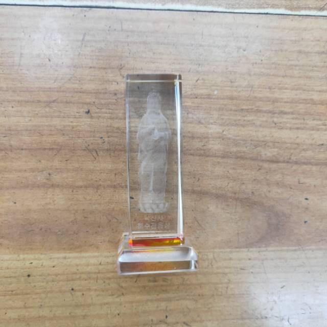 厂家直销水晶激光内雕观音款水晶小礼物纪念品