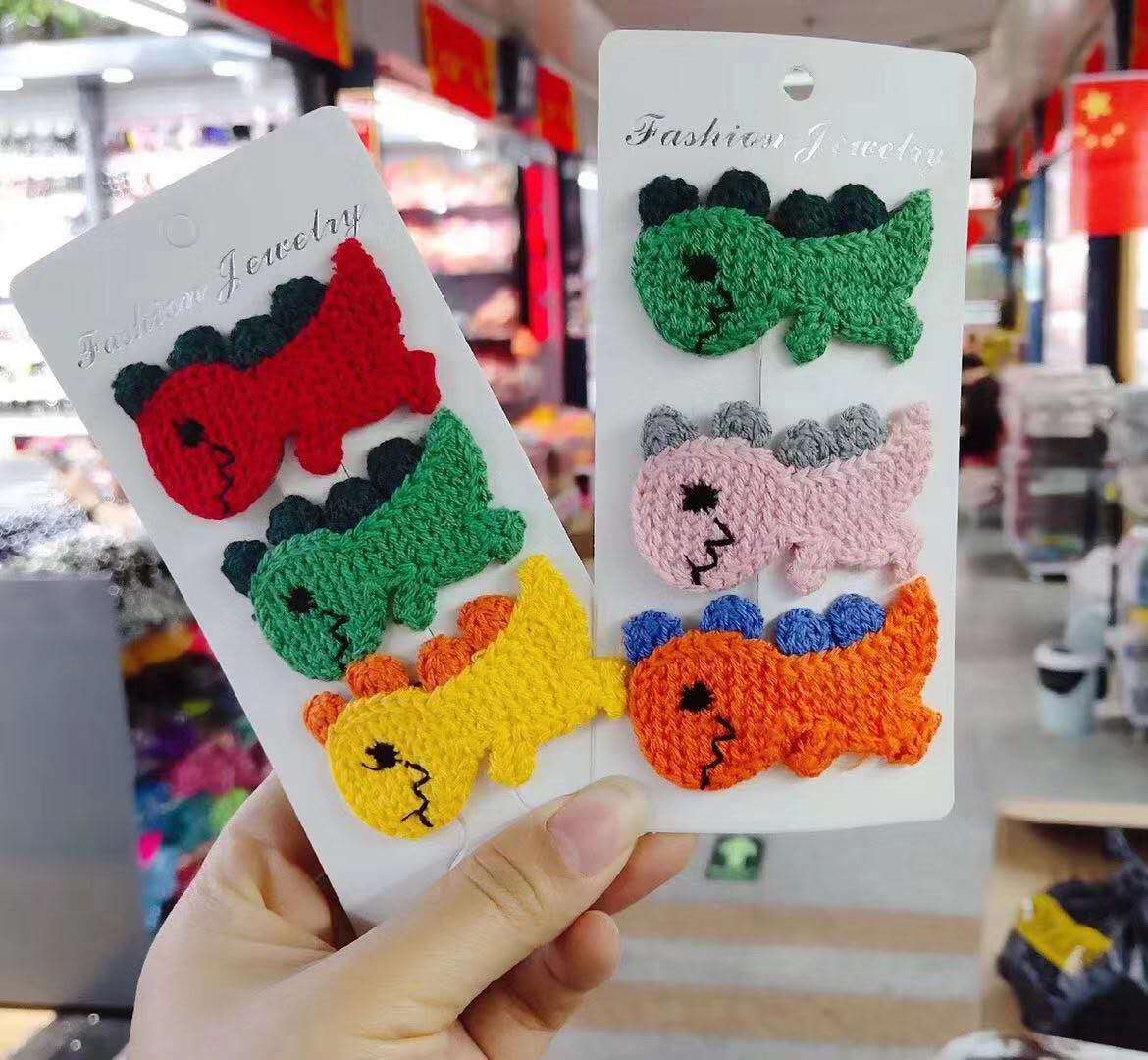 最新风韩版毛线针织卡通发夹 少女宝宝编织卡通刘海边夹BB夹