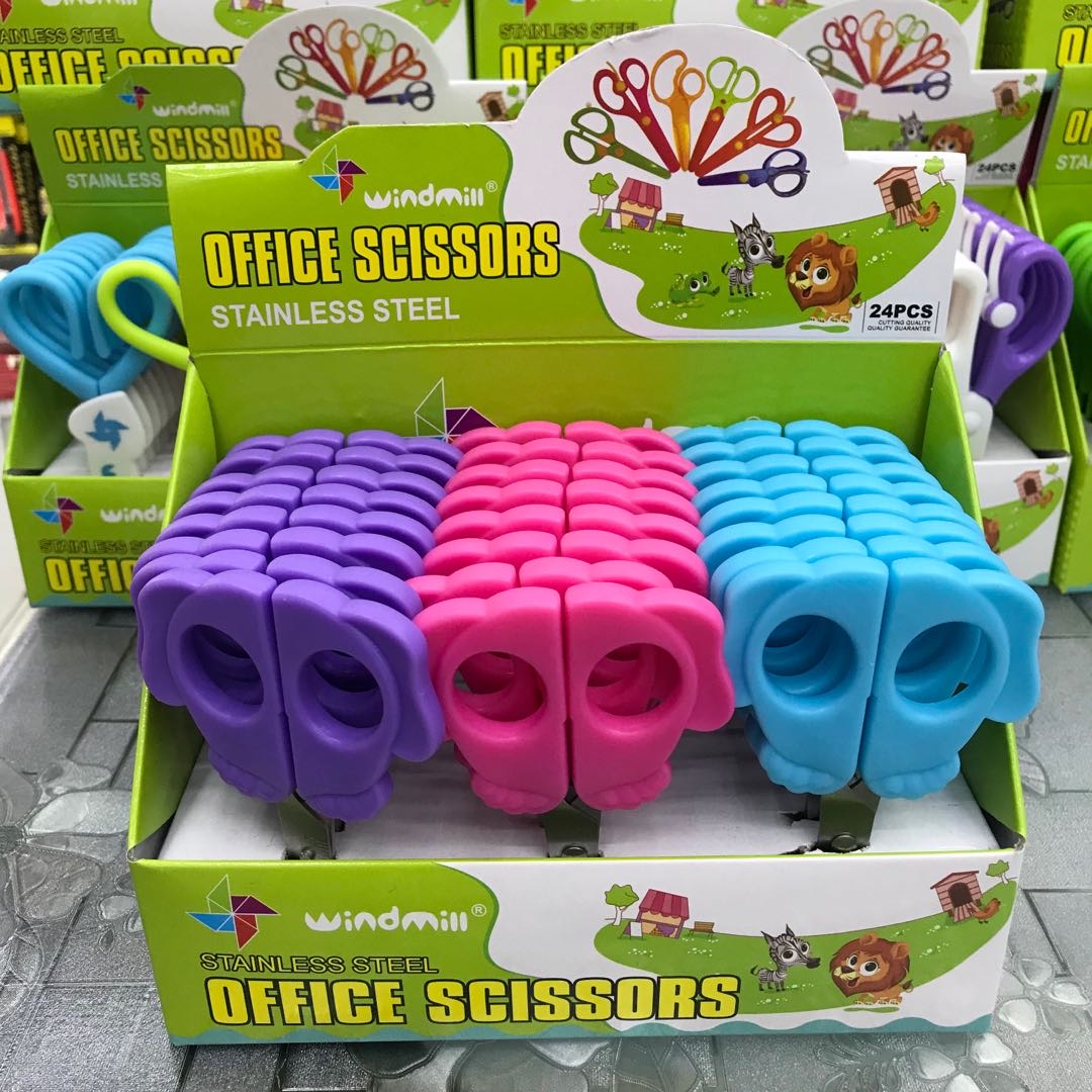 小学生手工剪刀 儿童安全diy美工剪刀幼儿园不伤手塑料剪纸刀批发