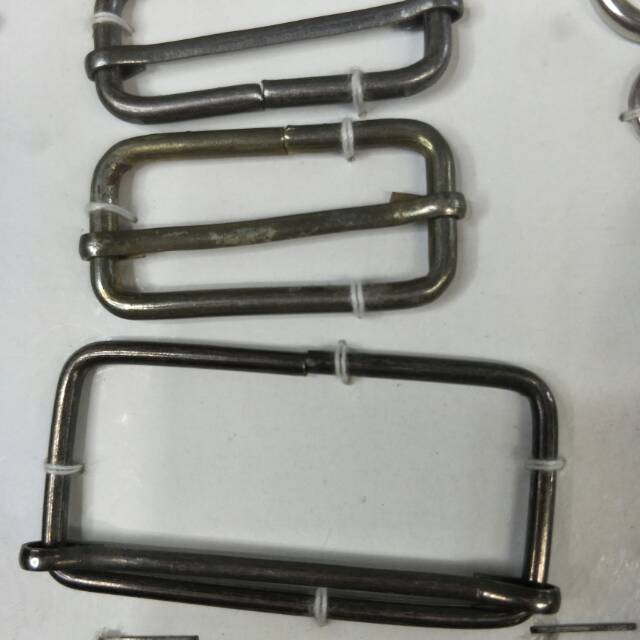 厂家直销金属电镀服装箱包用常规三挡扣