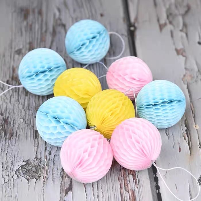 Xingyu Craft Decorations Christmas honeycomb Balls, Christmas ball decals, festival party decorations 3D three-dimensional paper handicrafts details Picture