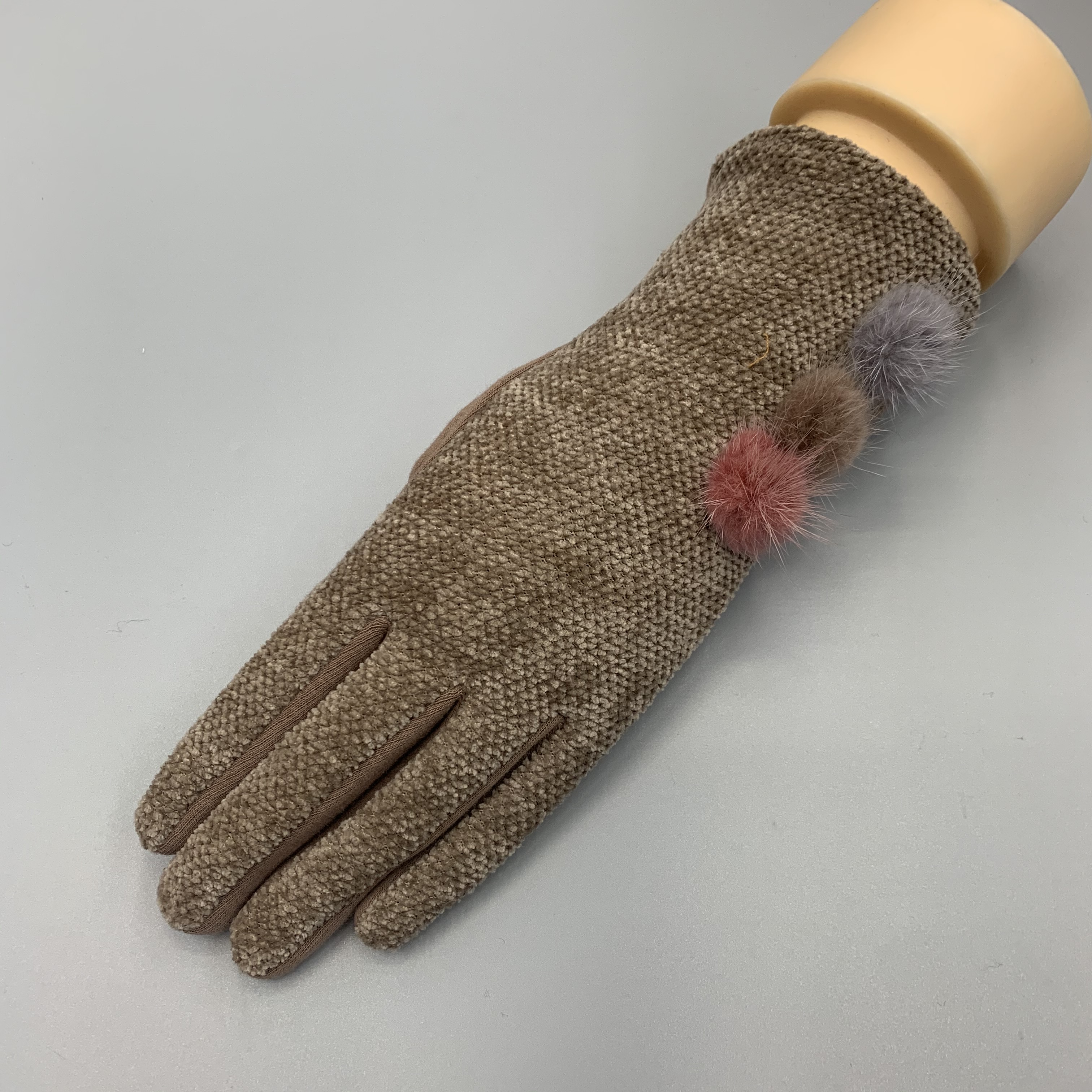 Chenier genuine rabbit fur ball gloves for export to Europe, America, Japan and South Korea, winter fleece warm and cold-proof gloves