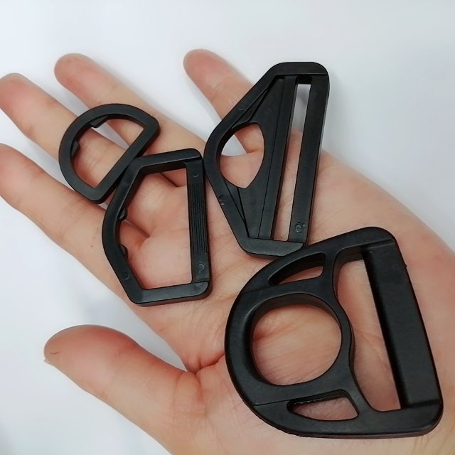 Factory direct sales of bags and handbags, D-buckle, D-shaped buckle accessories, high-quality plastic D-buckle, various styles and complete specifications Specification image