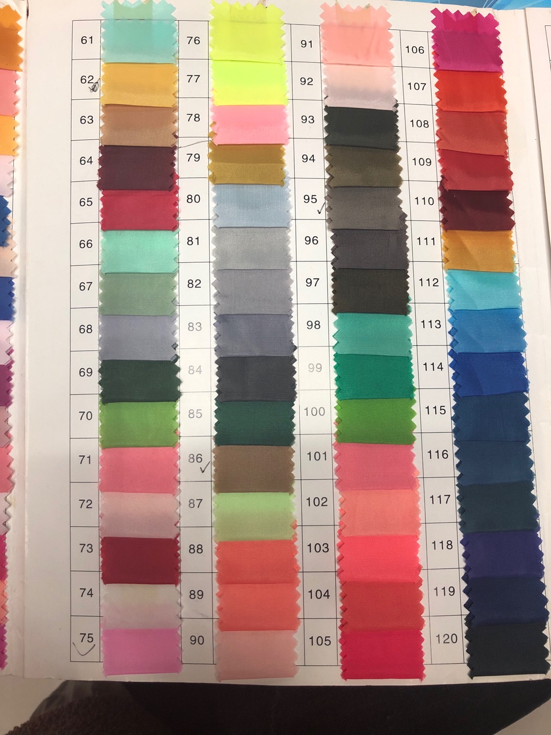 Fashion Novel Color Clear Plain 210T Polyester Taff Fabric Specification drawing
