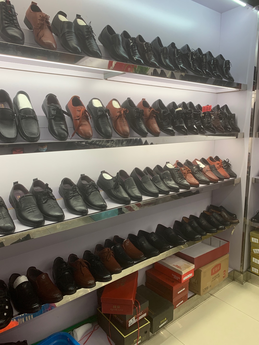 Hengdeli Footwear describe pic - 1