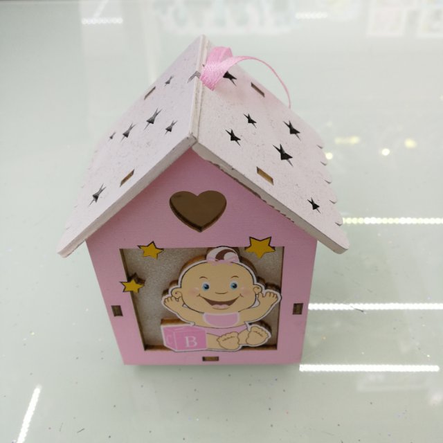 Pink baby hollowed-out heart-shaped peach roof desktop decoration for kindergarten details Picture