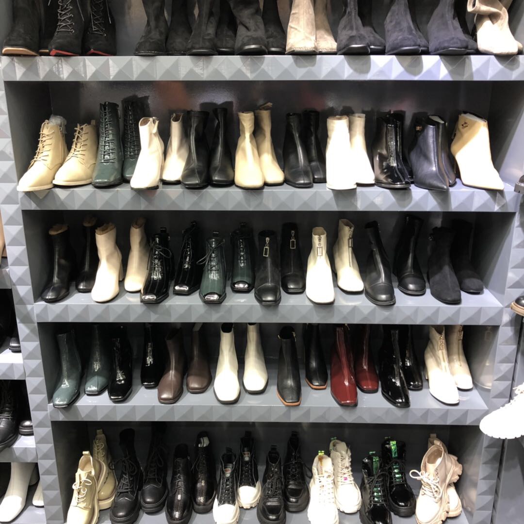 Shoe Store No. 1 describe pic - 2