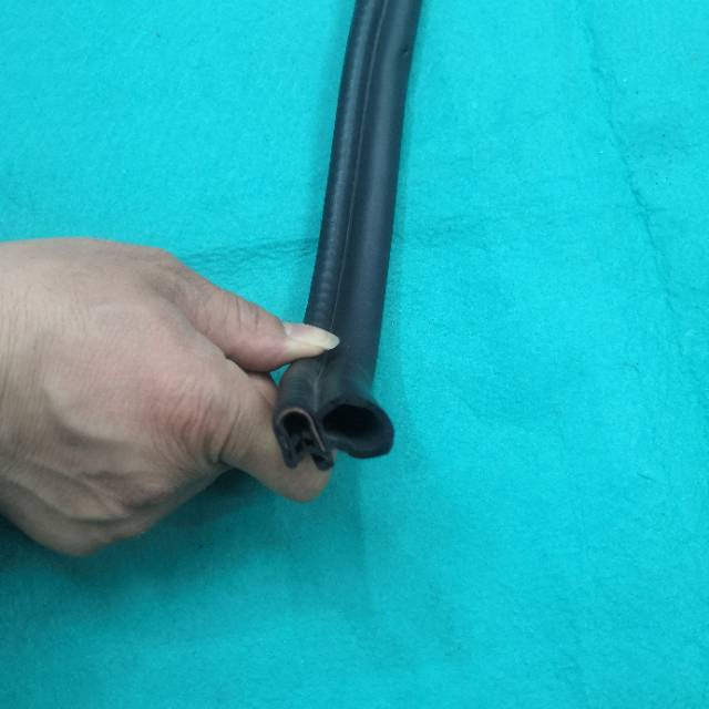 汽车中门条30钢带16个泡             