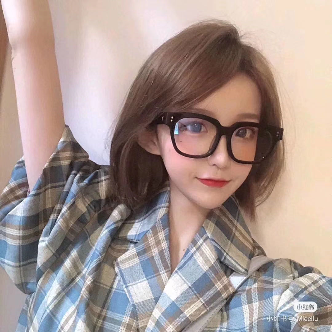 Korean-style square black-framed glasses frame for women with round faces without makeup, popular "Little Red Book" flat light glasses with large frames for myopia details Picture
