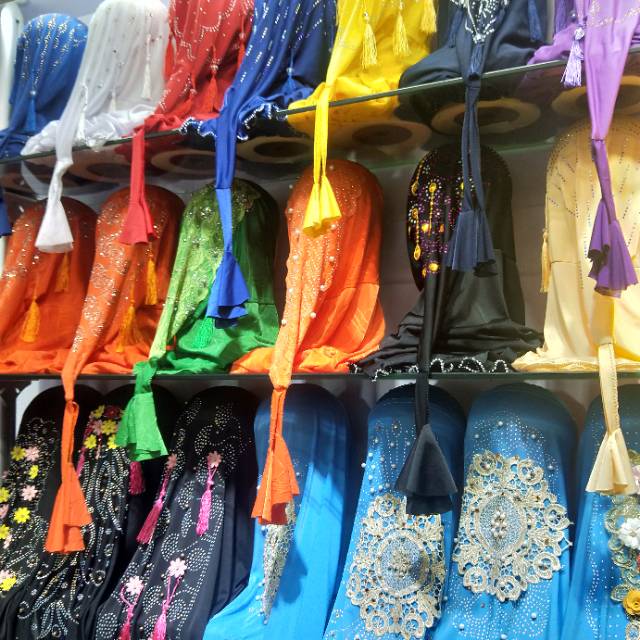 Betty Muslim Clothing describe pic - 3