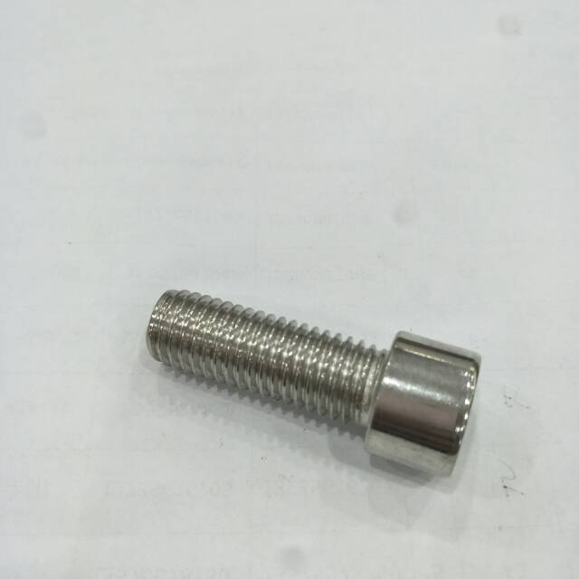Stainless steel hexagon socket bolt DIN912