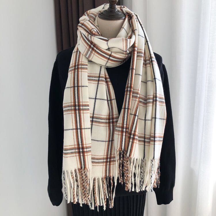 女士时尚潮流百搭爆款格纹围巾女士时尚潮流百搭爆款格纹围巾详情2