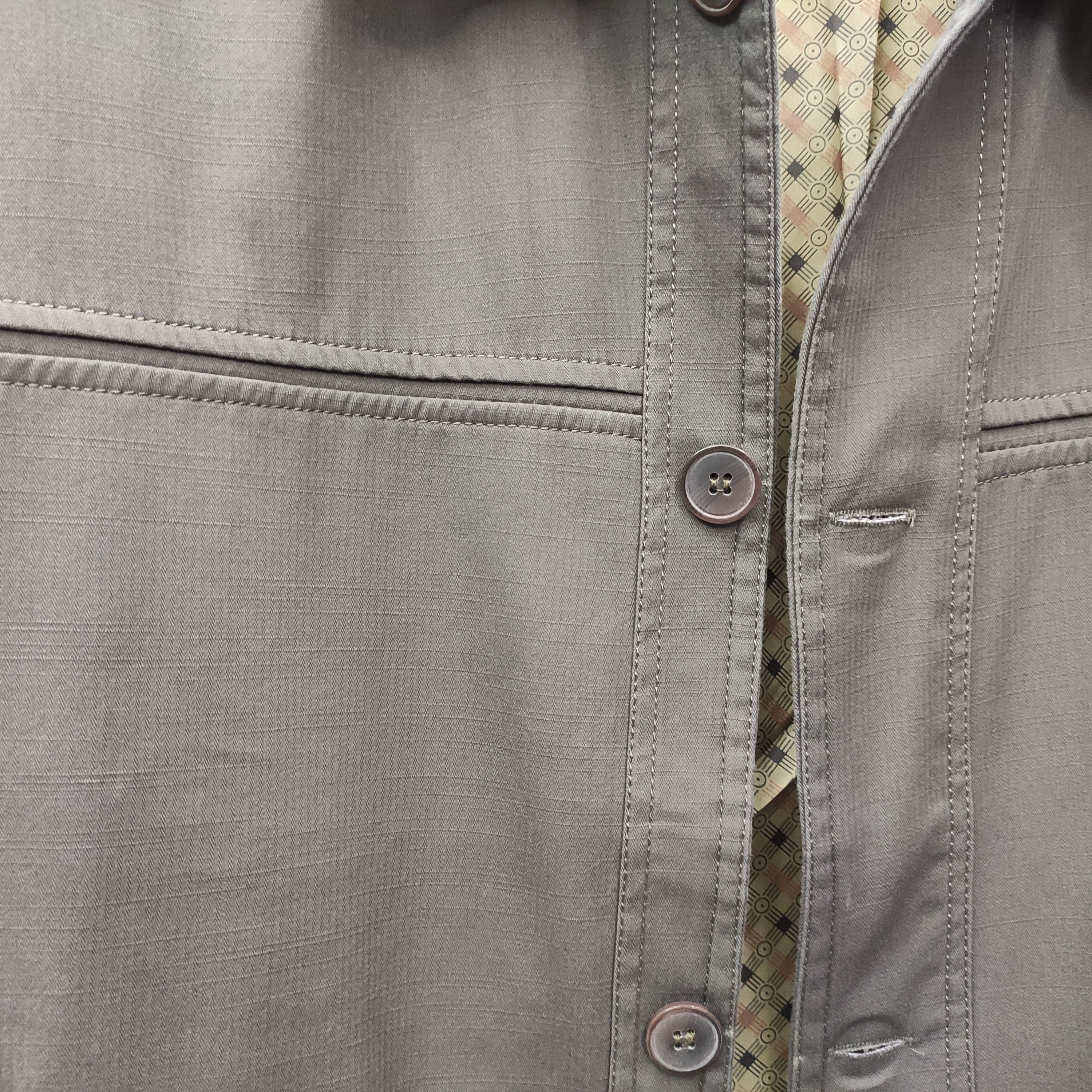 清港品牌灰色棉质男士夹克衫外套细节图