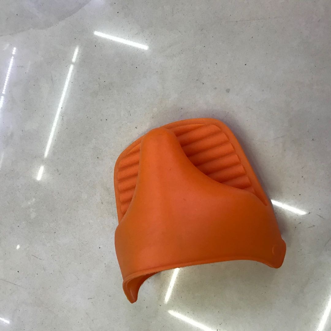 硅胶隔热手套微波炉手套提盘夹套提菜防烫夹耐高温家用取盘夹神器图