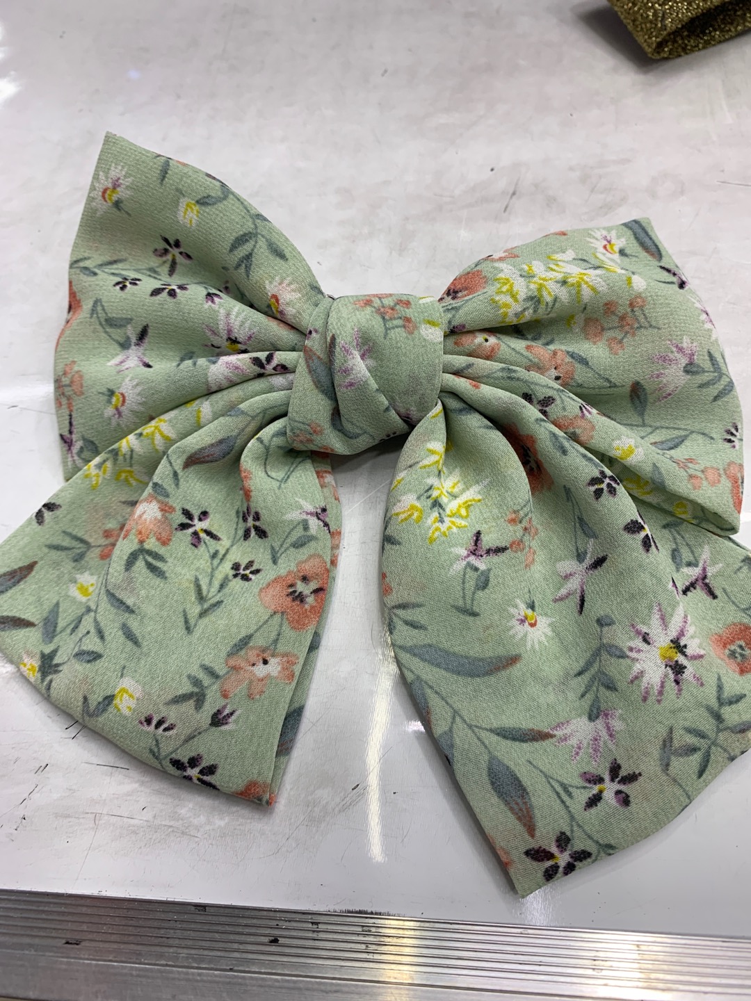 New fancy silk satin fabric bow hair clips for women's daily hair accessories Specification image