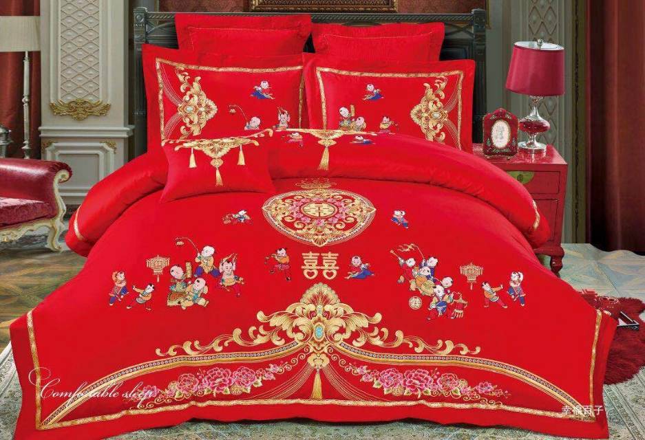 Wedding four-piece set: Bright red pure cotton embroidered newlywed quilt, all-cotton dragon and phoenix quilt cover, wedding bedding for 60 to 80 years, bedding, home textile quilt cover Specification image