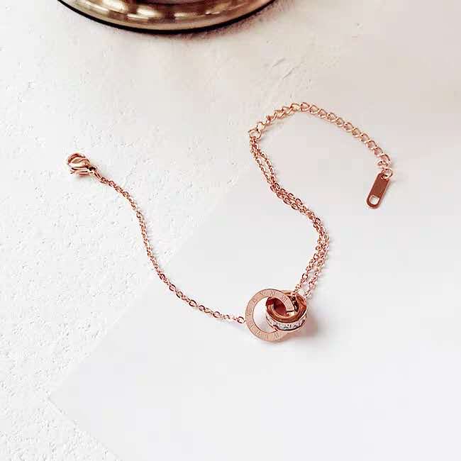 日系新款手链气质时尚甜美女饰品个性百搭保色手饰