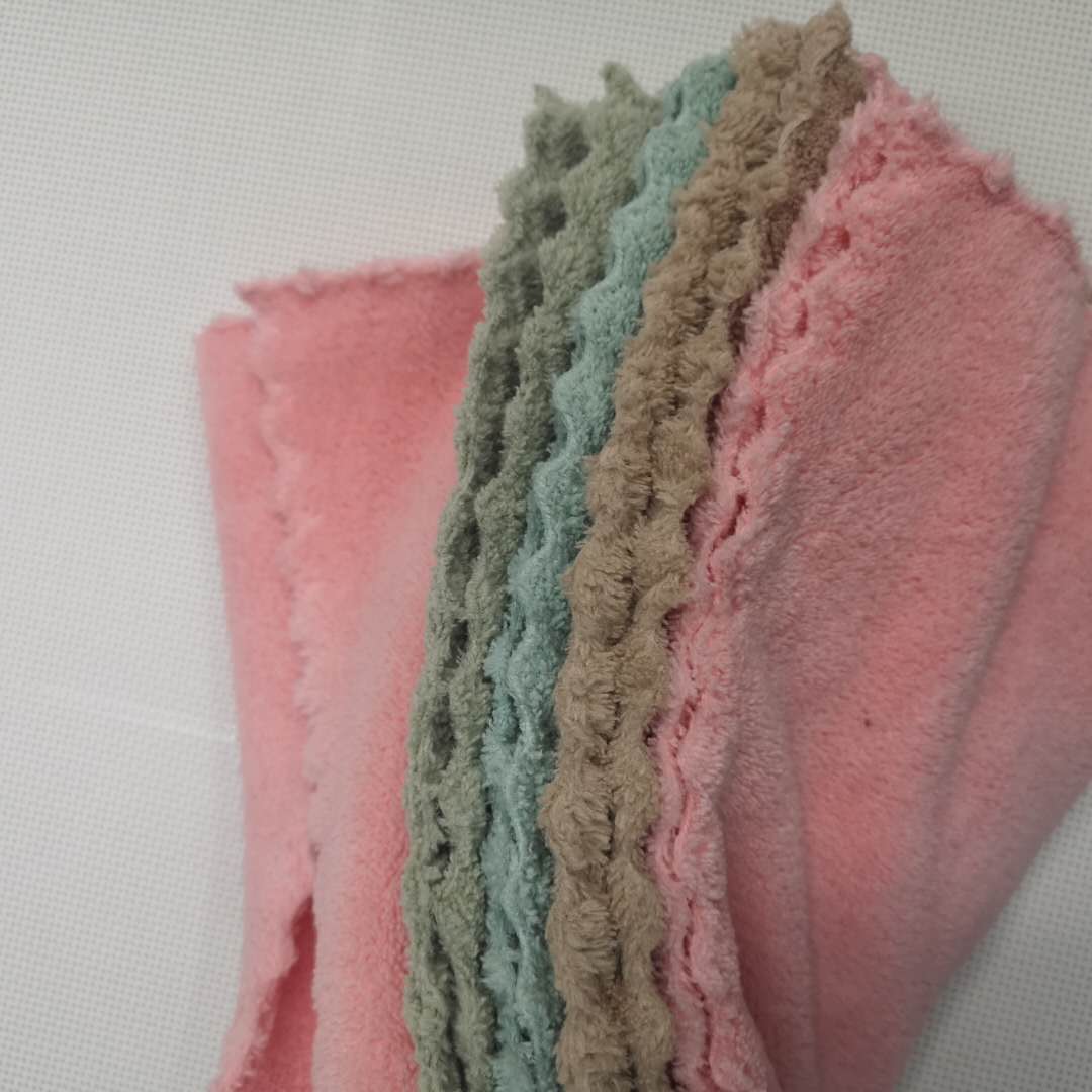 Kitchen Cleaning Hand Towel Hanging Handkerchief Household Absorbent Thickening Rag details Picture