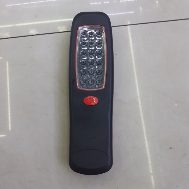 新款多灯聚光手电筒   多钻闪光手电筒细节图