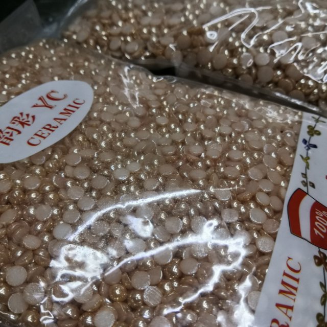 Wholesale of high-quality imitation pearl half-piece glass beads, crepe beads, lacquered beads jewelry accessories in stock Specification image