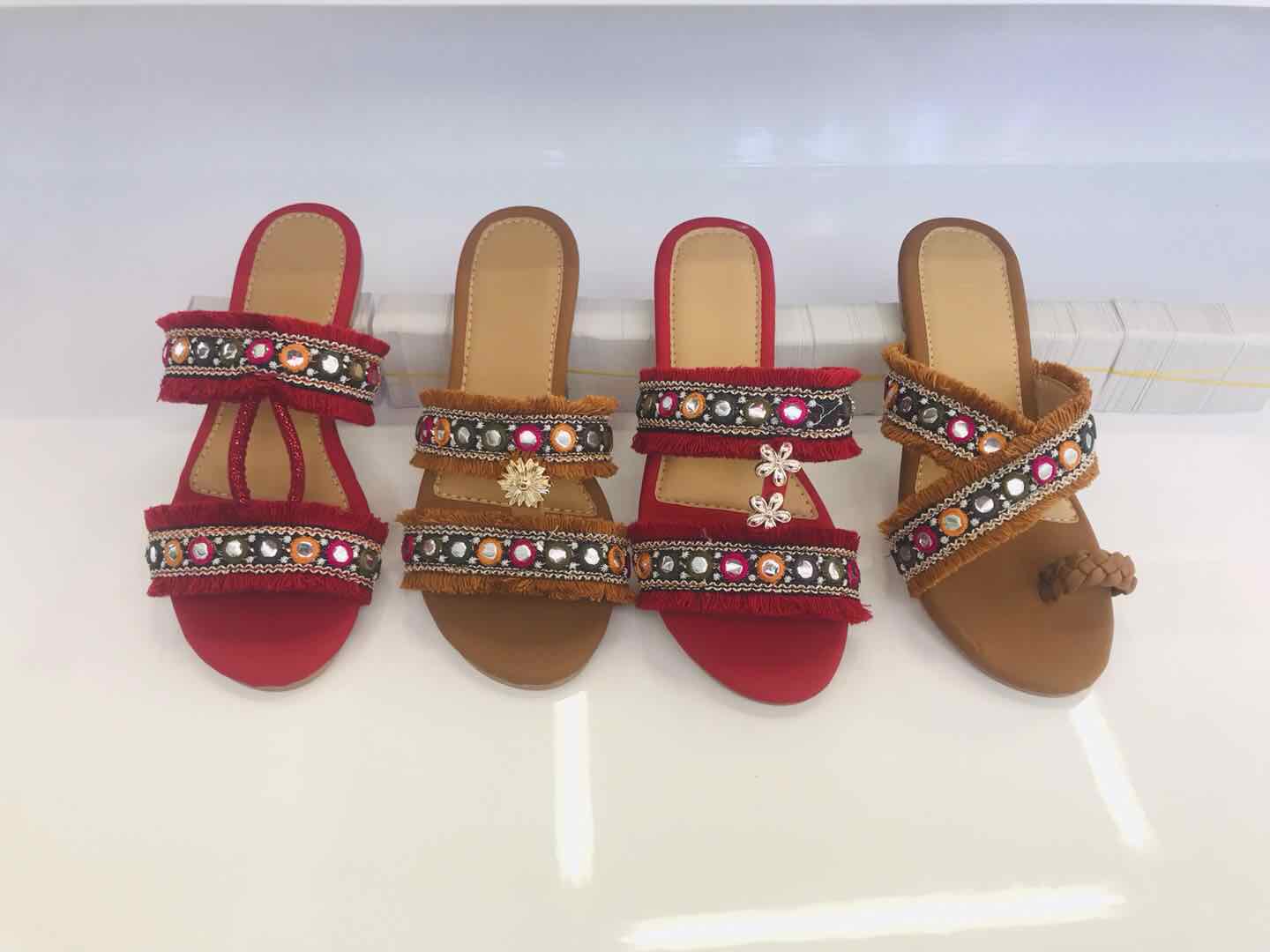 Explosive spring and summer leather new wear all fashion casual slippers sandals Specification drawing