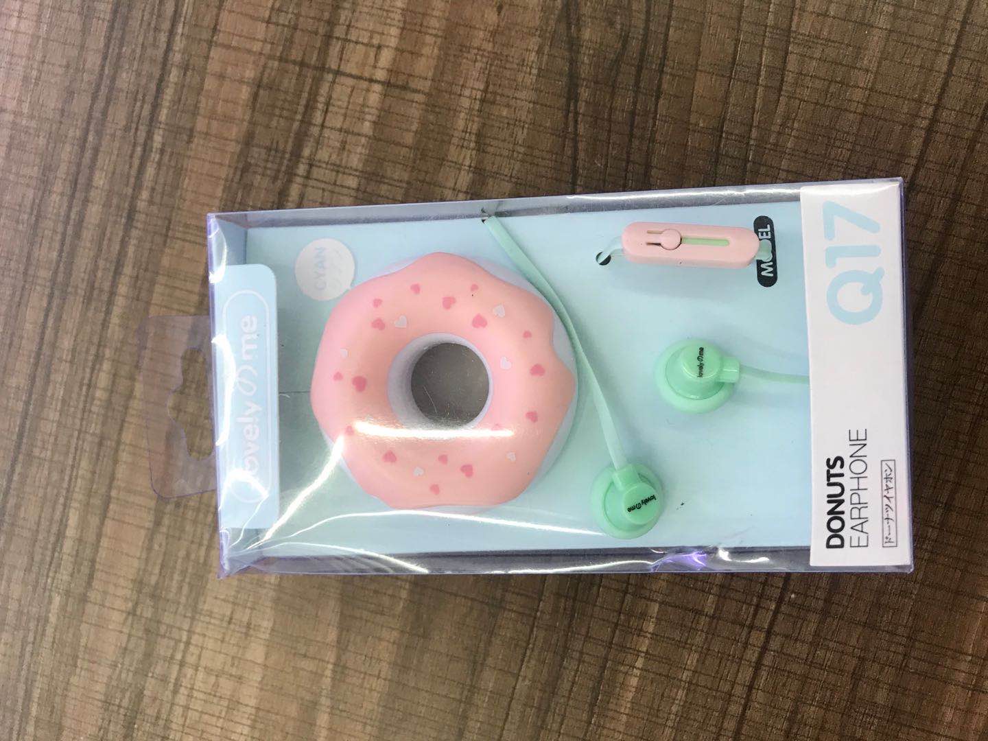 The headphones are genuine in-ear universal pink wired for both boys and girls for iPhone and Apple thumbnail