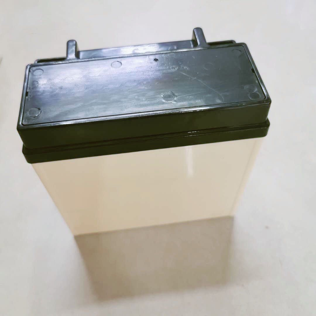 وصلات دراجة ثلاثية العجلات بعلبة كهربائية من الليثيوم في قارورة دراجة نارية جافة Specification image