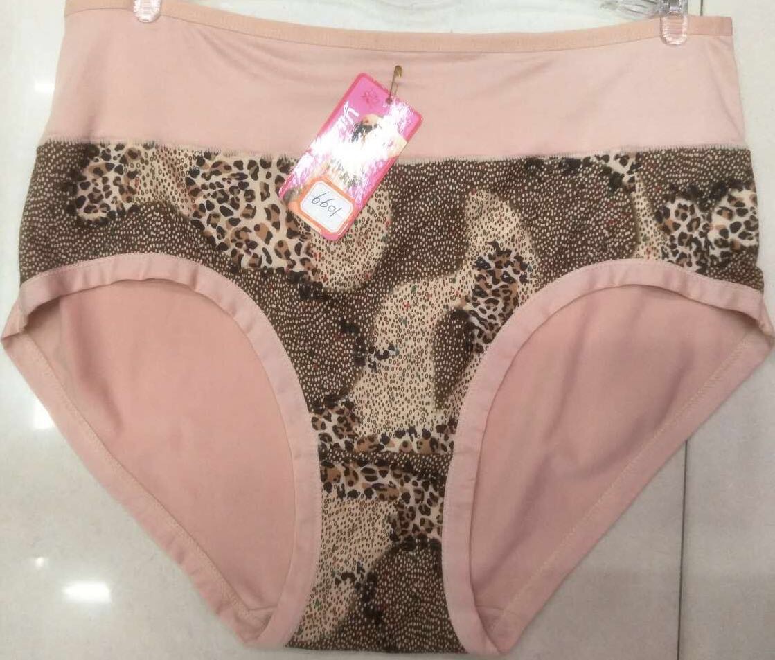 Leopard print fashion underwear high-waisted loose ladies briefs details Picture