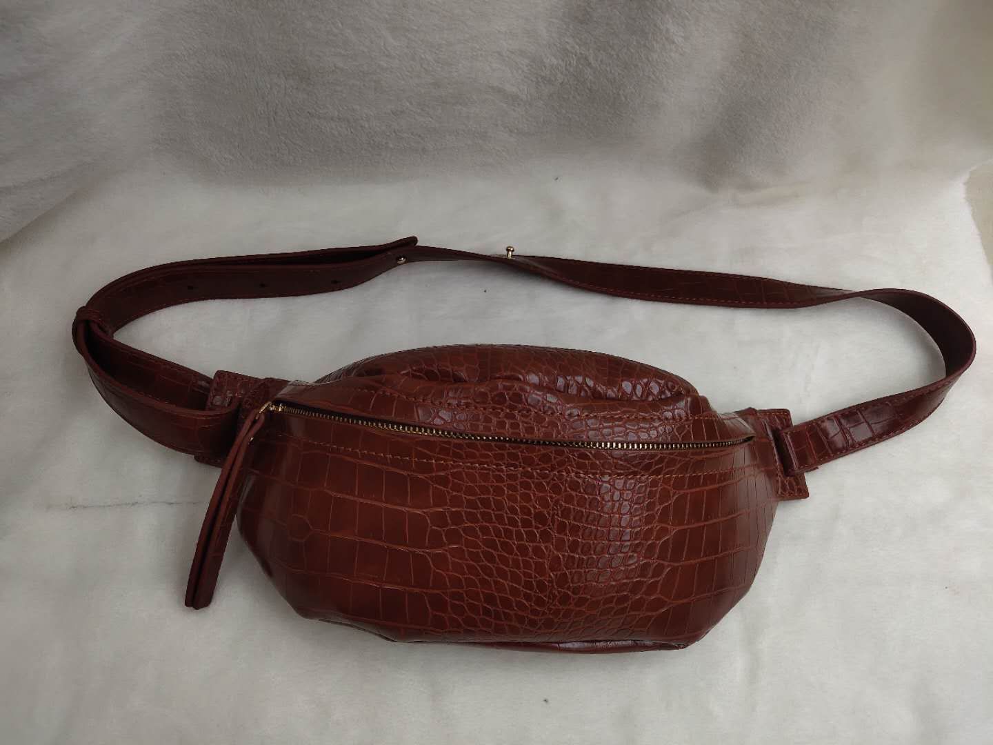 女士皮包腰包时装包2020新款订单外贸批发