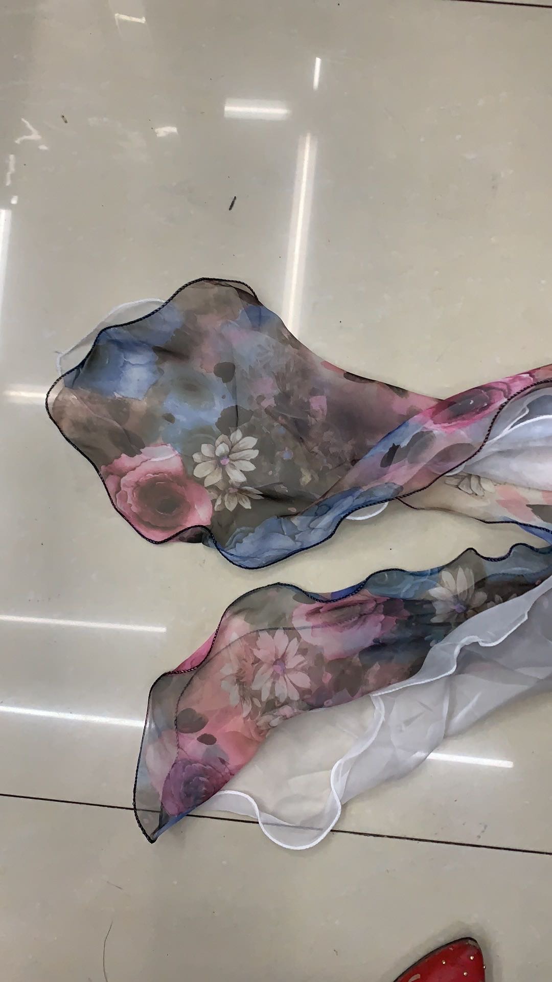 Women's Scarf Everything Explosive Headscarf Floral Silk Scarf Thin details Picture