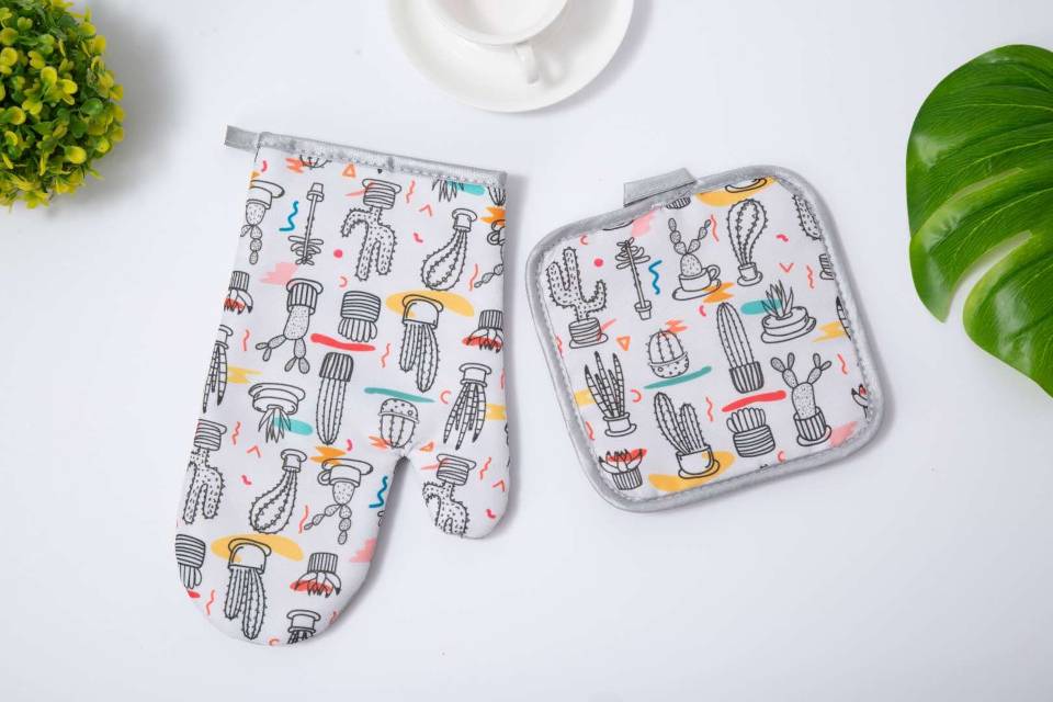 Household Oven Insulated Gloves Bonsai Pattern Microwave Steaming Box Kitchen Baking High Temperature Resistant Heat Resistant Heat Insulation Non-Slip Heavy Cotton Gloves