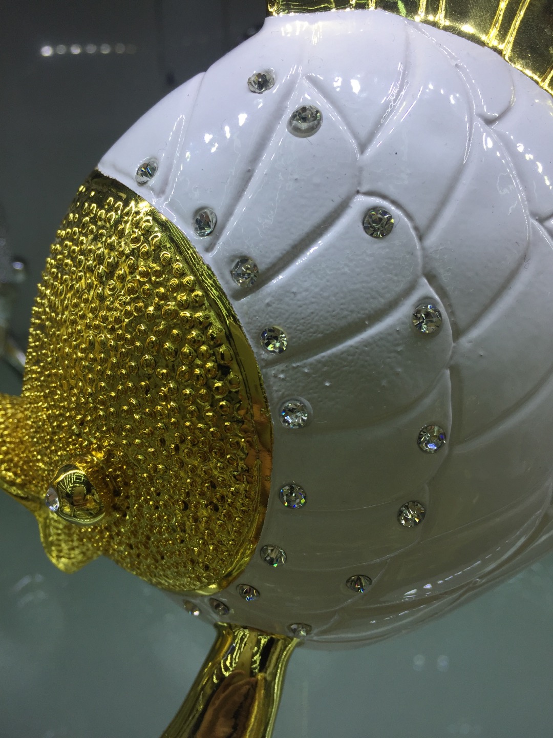 家居办公工艺品飞机鱼装饰摆件厂家直销产品图