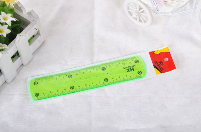 Supplying 15cmPVC flexible rulers, popular standard rulers, commonly used student ruler sets details Picture