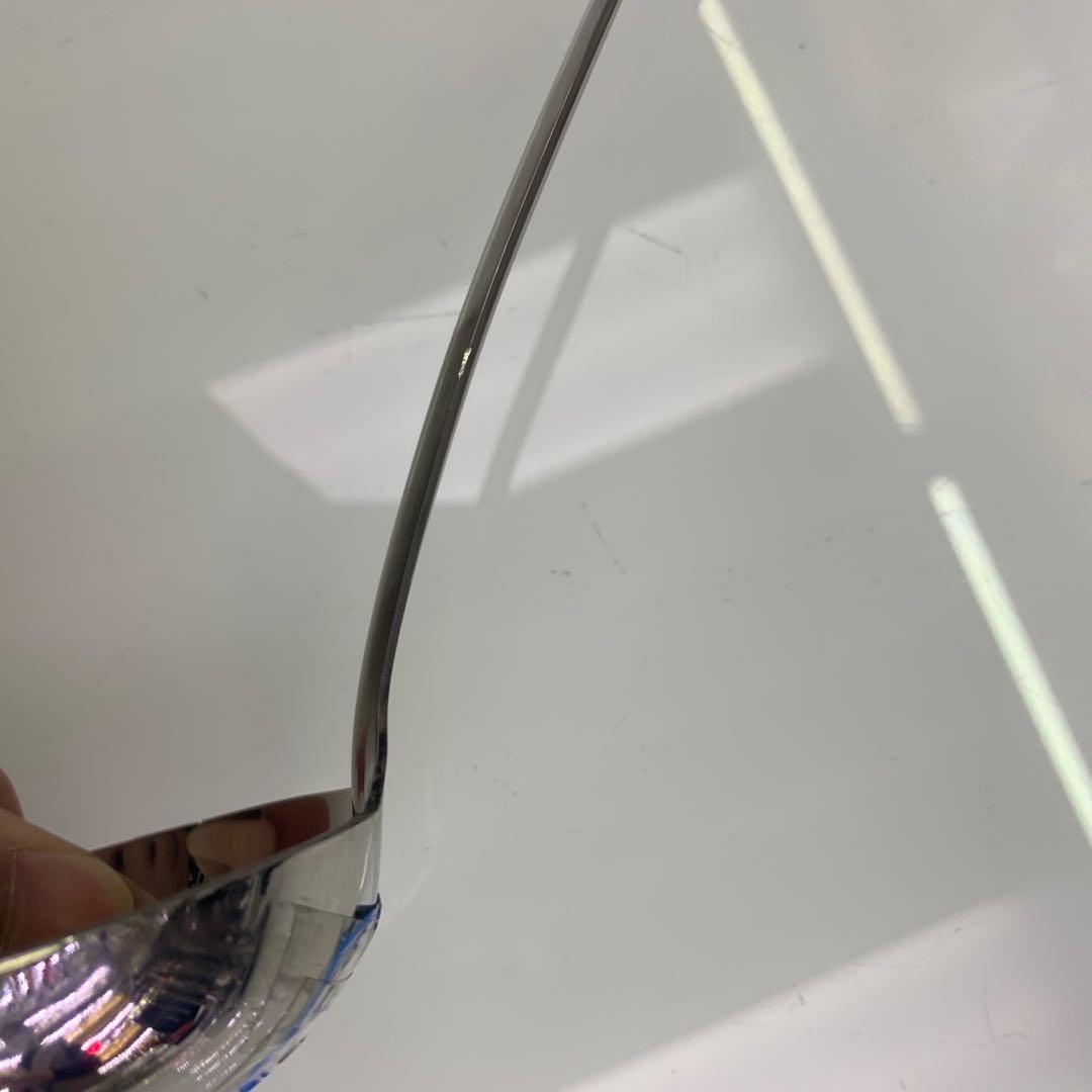 Stainless steel soup spoon with hook for household use Specification image