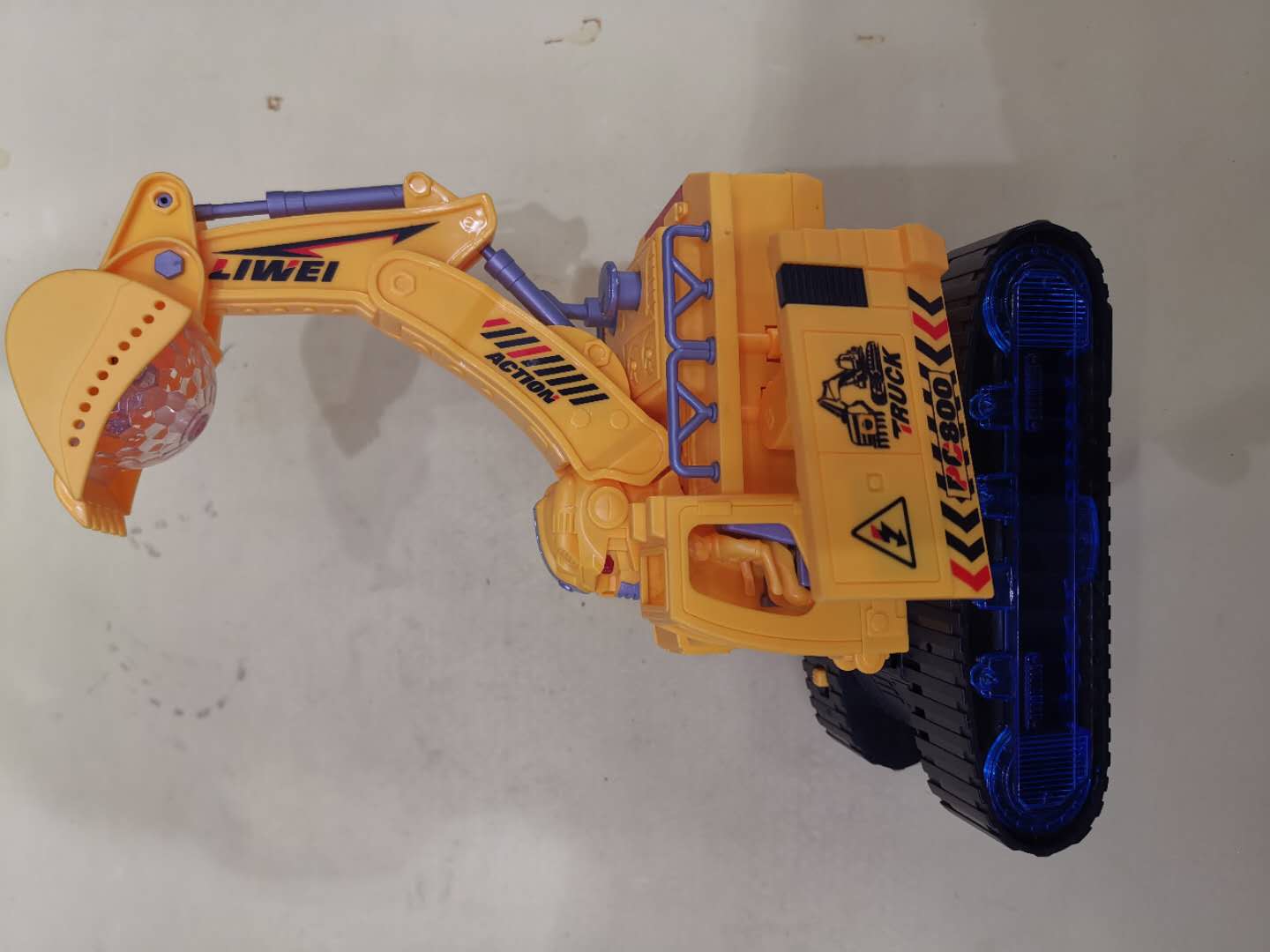 Electric toy car construction site workers' excavators, electric excavator toys Specification image