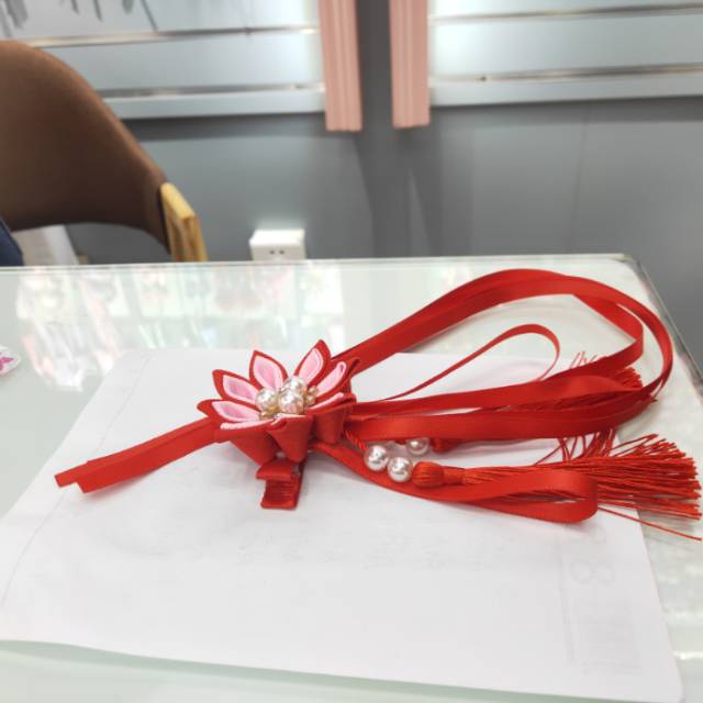 Adorno de pelo rojo tiara de pelo antiguo estilo hantraje clip de pelo flecos pelo corto mariposa borde flecos mujeres flecos largos accesorios Specification image