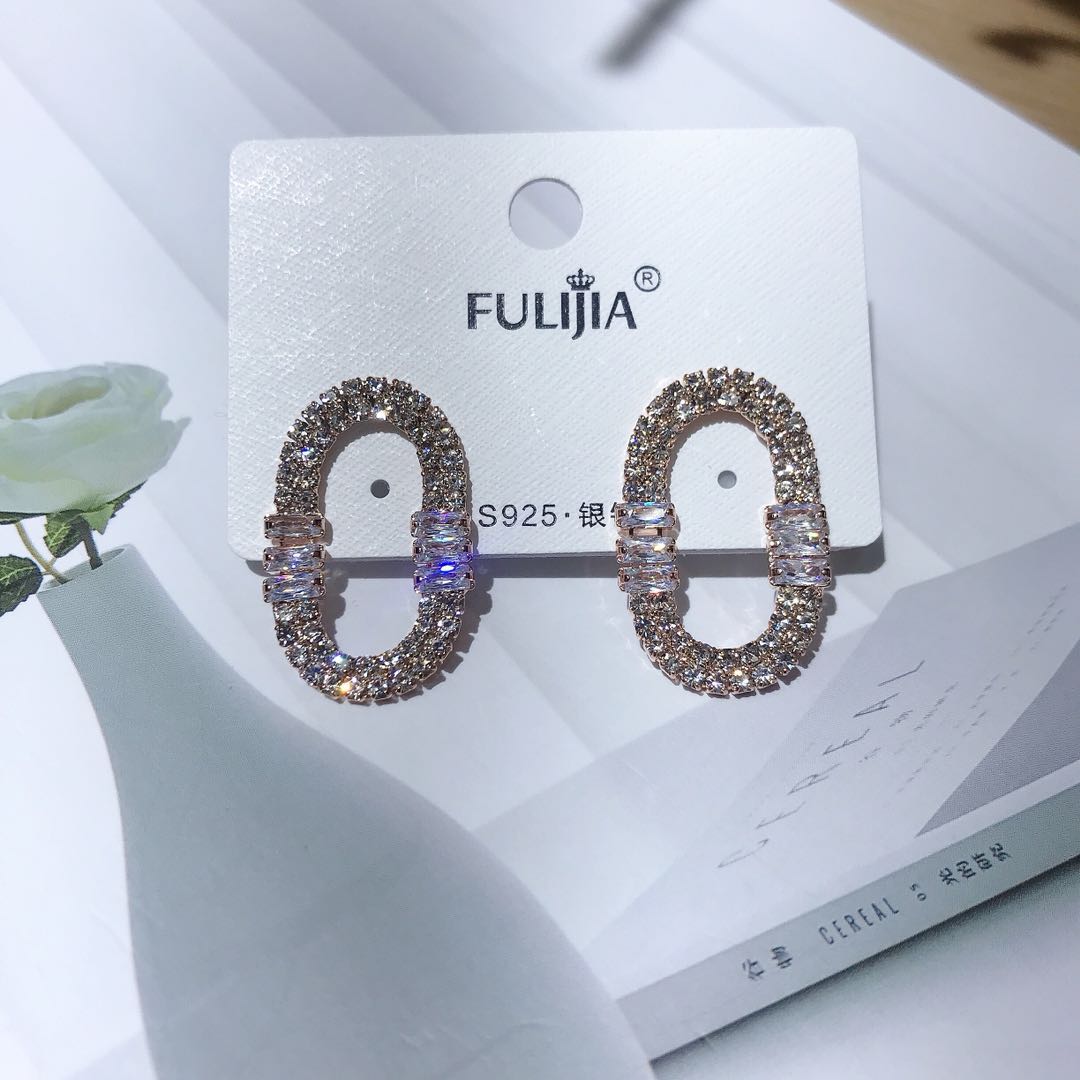 Japan and South Korea atmosphere full of round earrings delicate sparkling fashion 925 silver needle earrings thumbnail