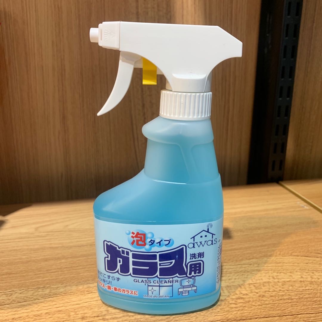 日本进口家用玻璃清洁剂显示器镜子清洗剂擦玻璃泡沫喷雾剂弱碱性