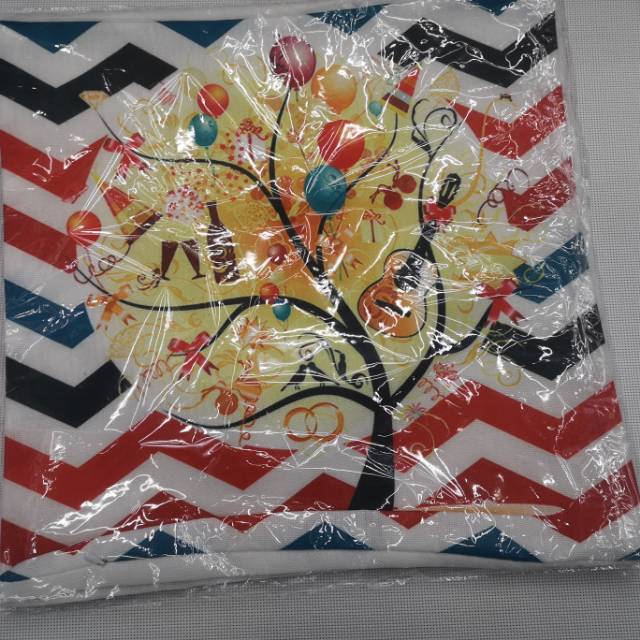 厂家直销爆款家用抱枕印花抱枕套坐垫沙发抱枕