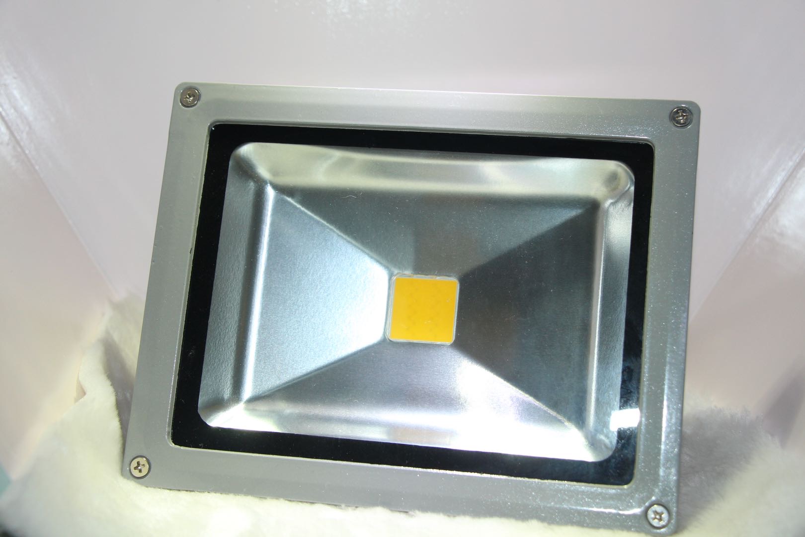 led floodlights, work lights, outdoor lighting fixtures, waterproof spotlights, outdoor searchlights, workshops and construction sites, super bright and strong light Specification image