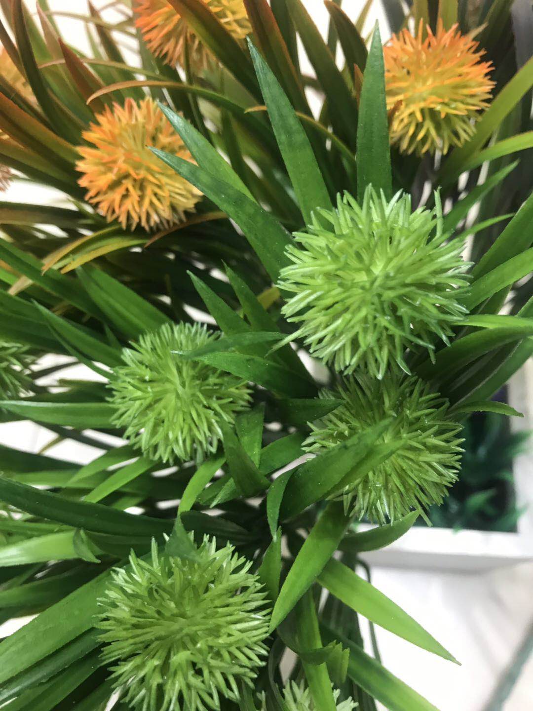 Yiwu Lili Flower Shop offers wholesale of 5-head Polish water balls for artificial plants Specification image
