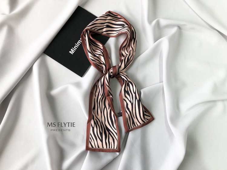 Classic Casual Fashion Scarf Scarf Long Dual-Use details Picture