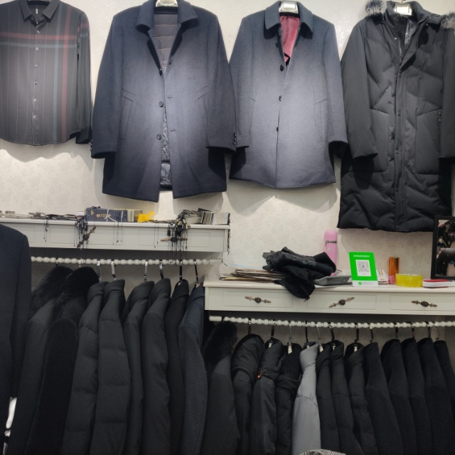 Jin Pingguo clothing describe pic - 2