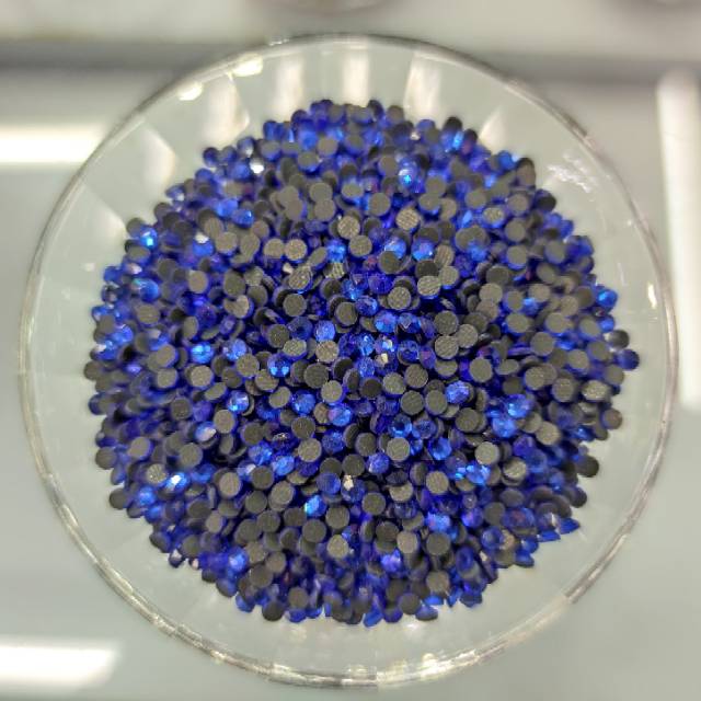 Diamonds applied to clothing items