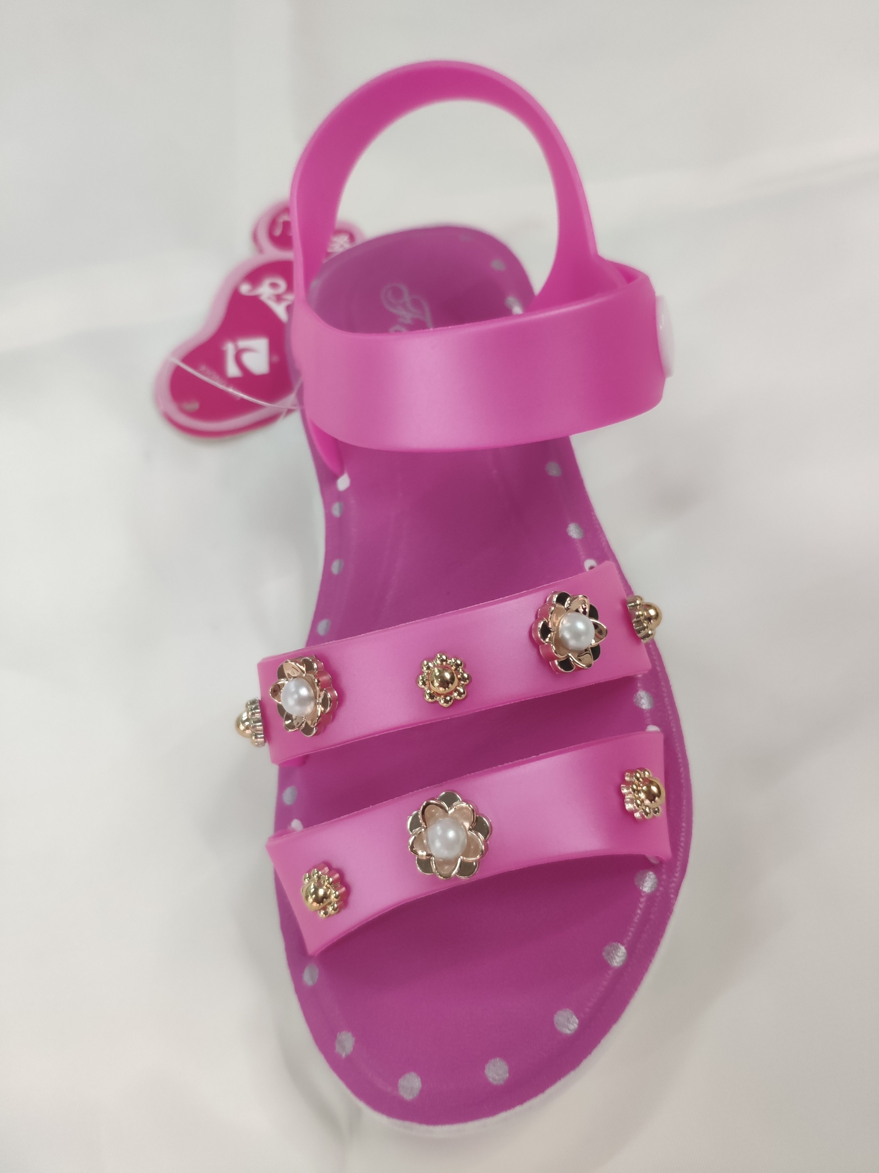 Summer Sandal for girls rose red fashion Korean version big children's sandal for children and girls non-slip soft sole beach sandal
